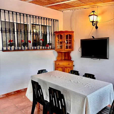 La Molinera Rustic Chalet *