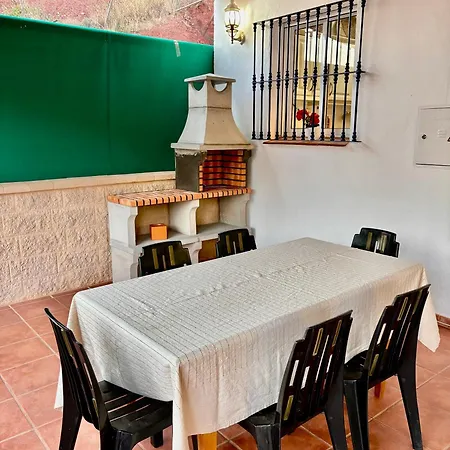 La Molinera Rustic Chalet
